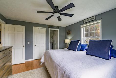 1008 Pinnacle Road Liberty ME 04949