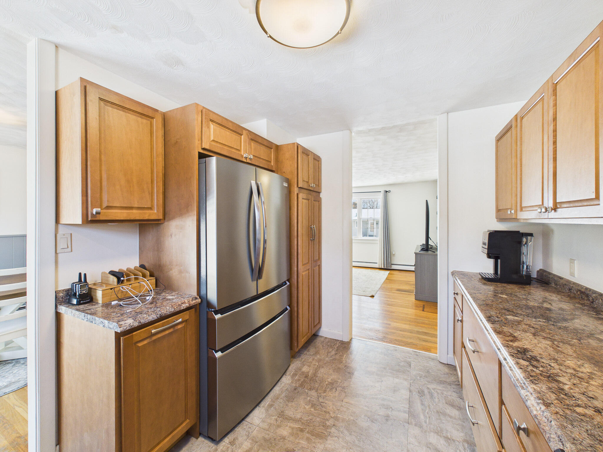 18 Booker Street Thomaston ME 04861
