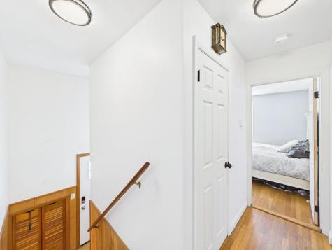 18 Booker Street Thomaston ME 04861