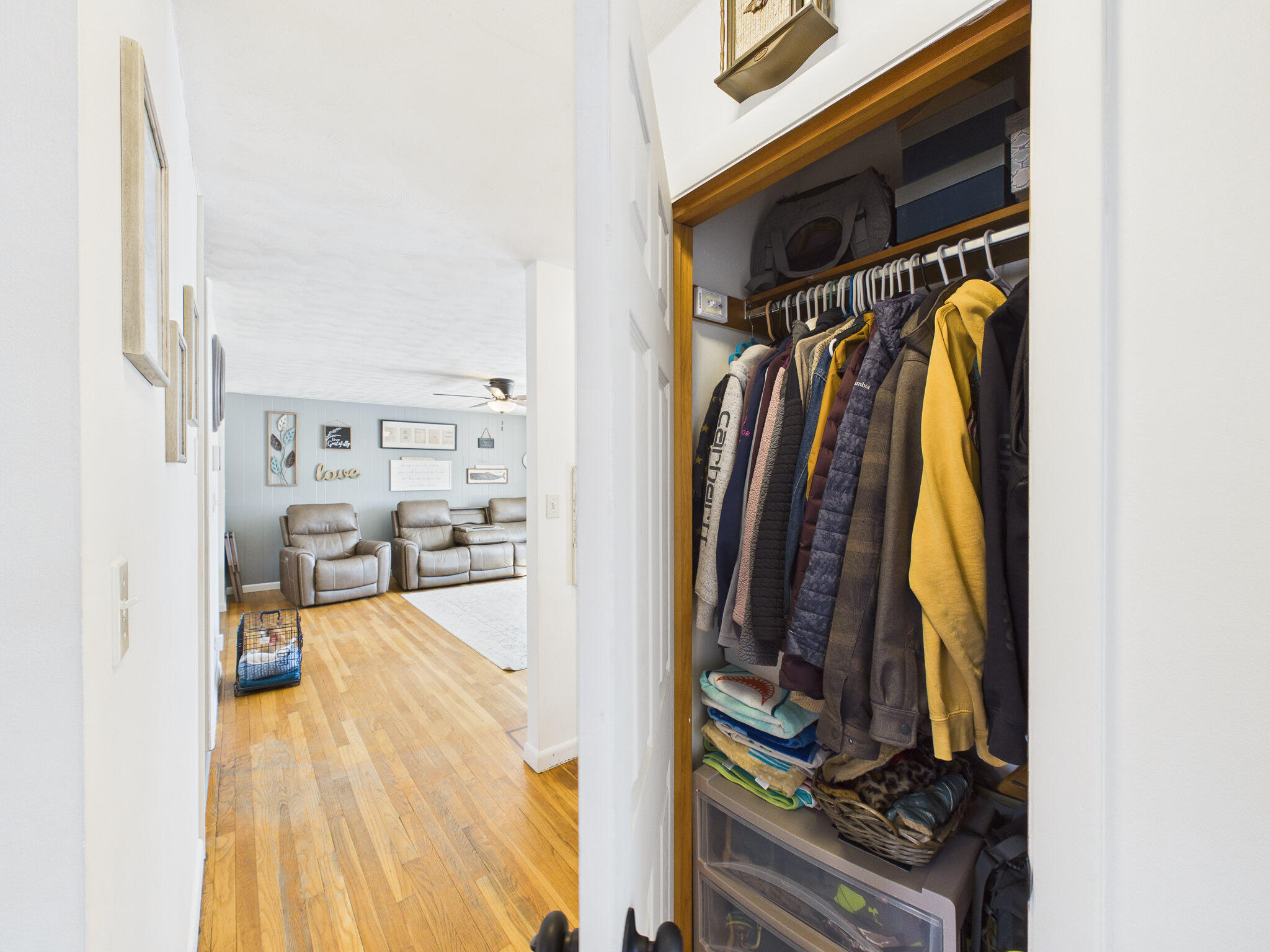 18 Booker Street Thomaston ME 04861