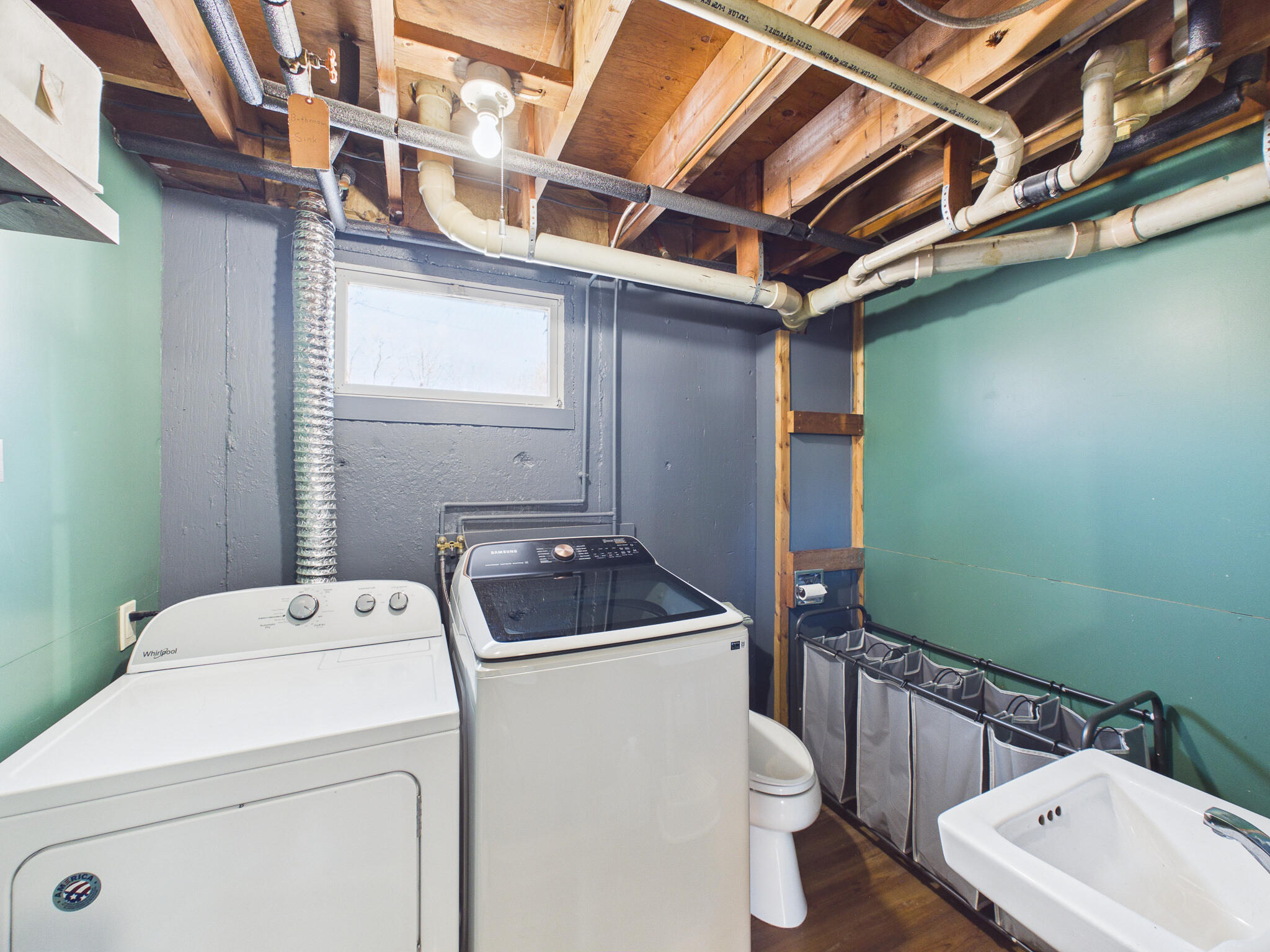18 Booker Street Thomaston ME 04861