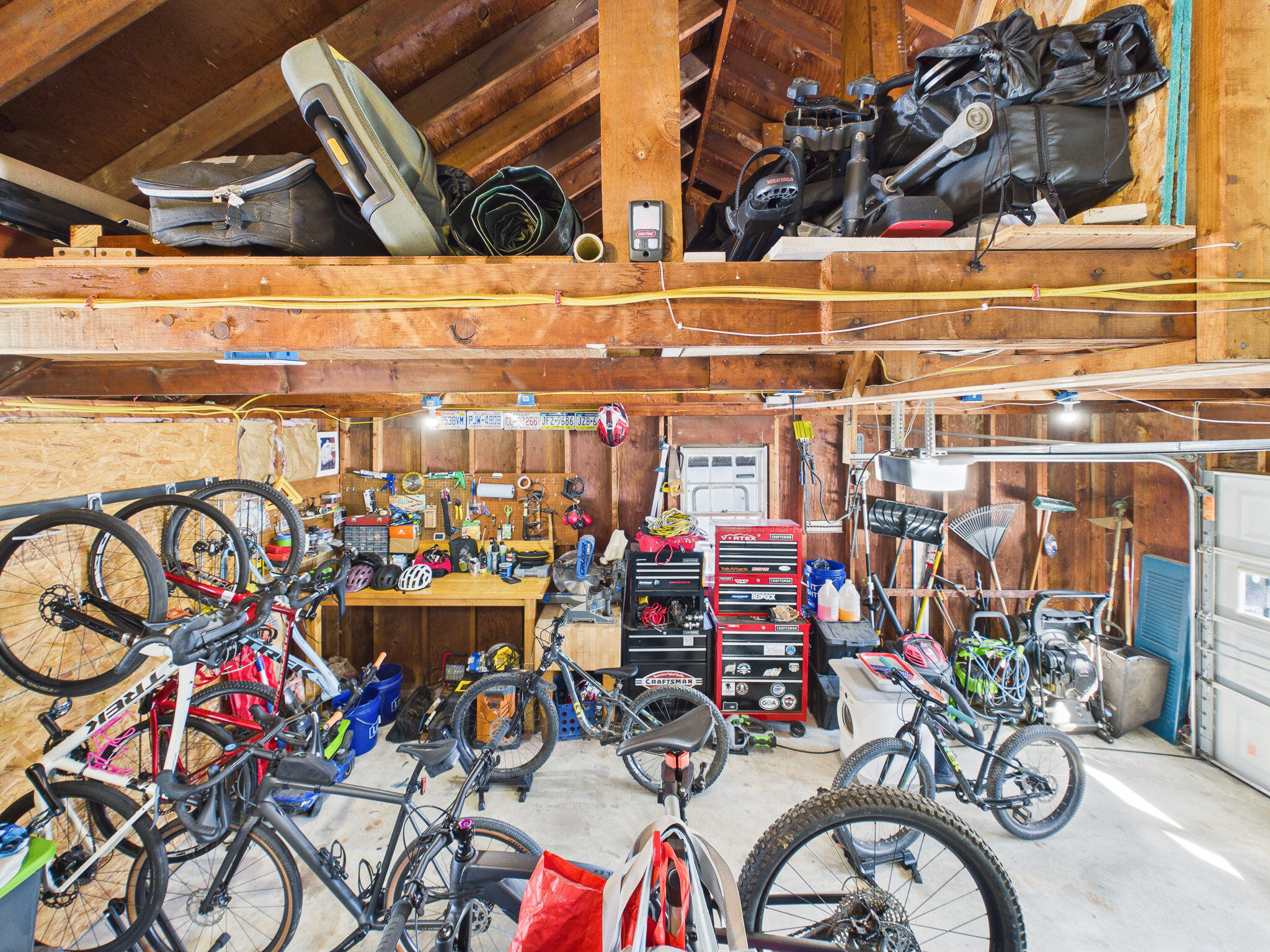 18 Booker Street Thomaston ME 04861