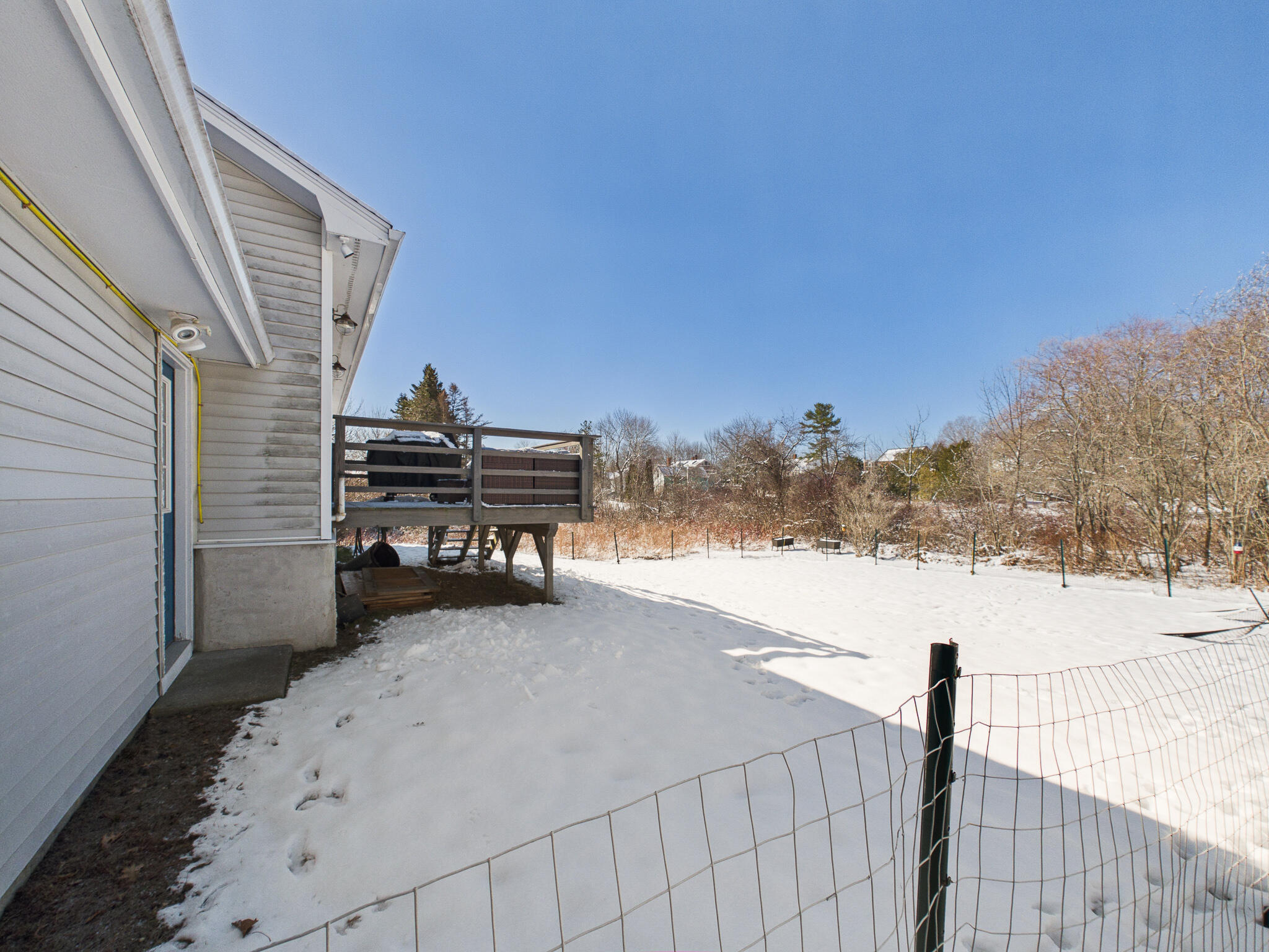 18 Booker Street Thomaston ME 04861