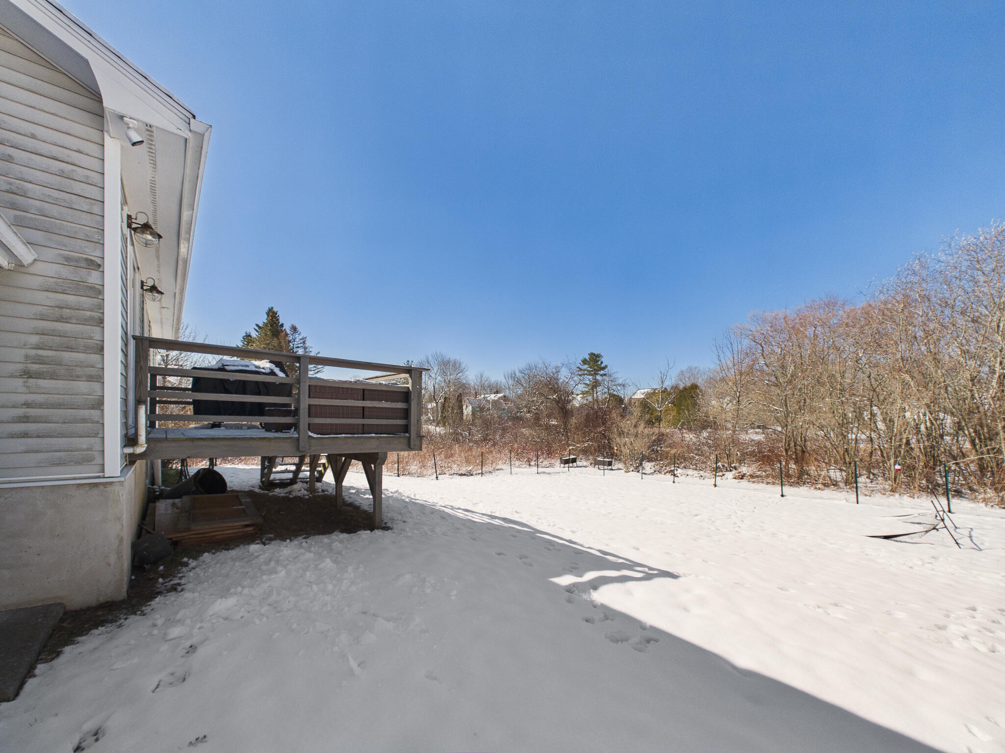 18 Booker Street Thomaston ME 04861