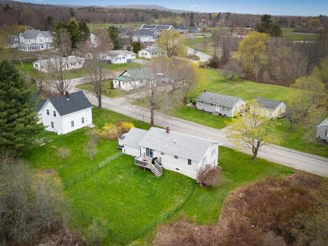 18 Booker Street Thomaston ME 04861
