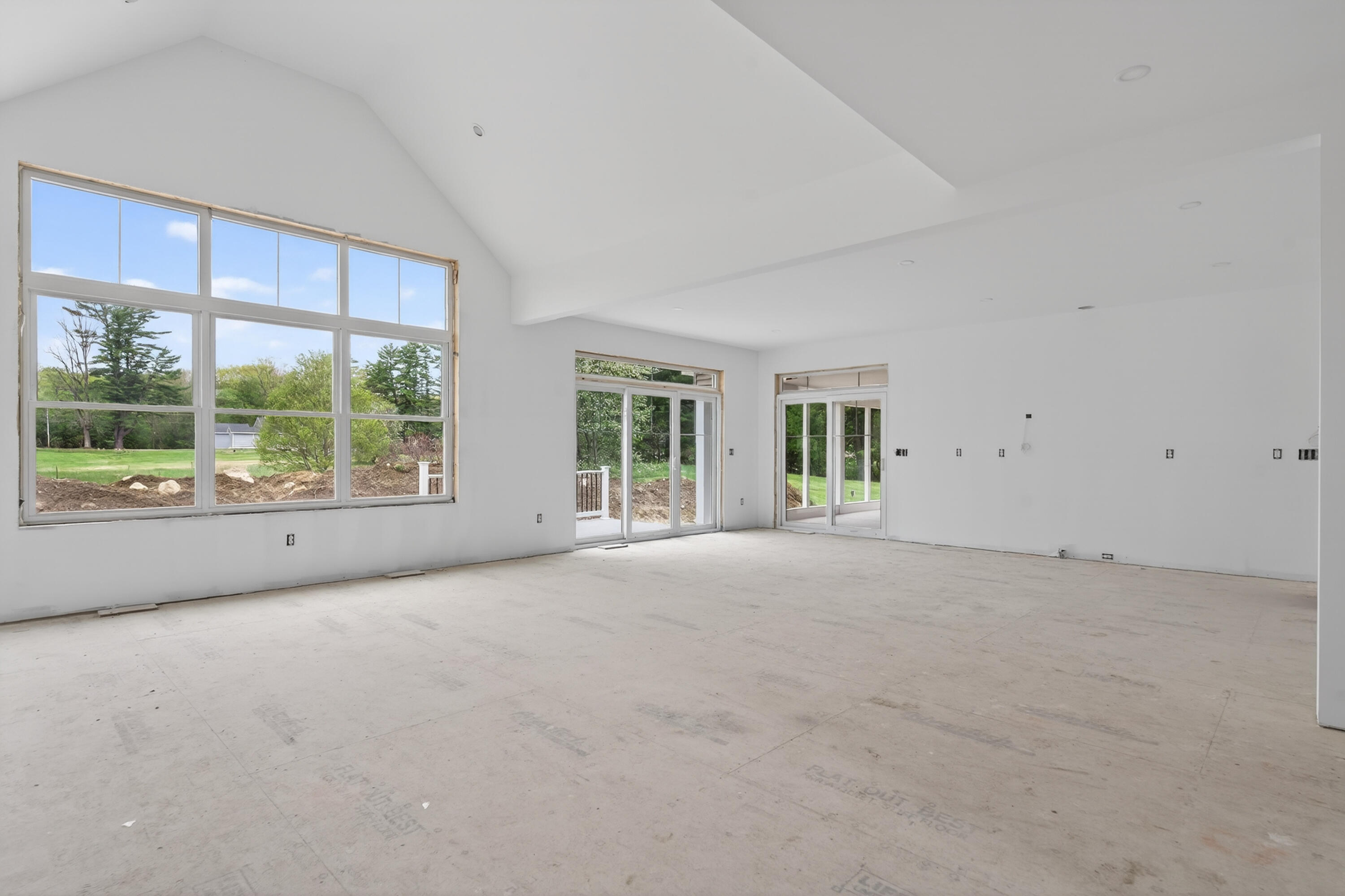 47 Fairway Drive Naples ME 04055