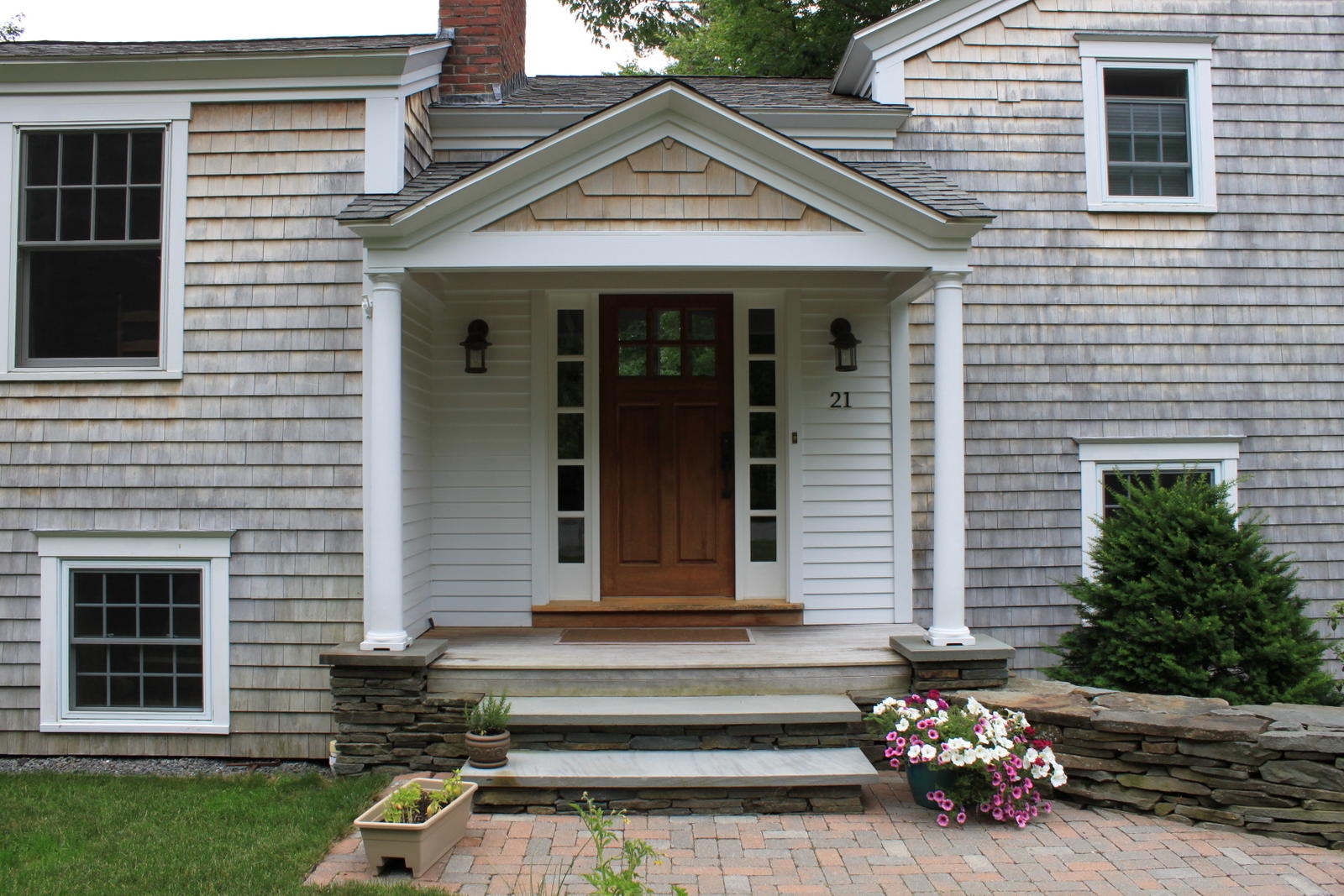 21 Sisquisic Trail Yarmouth ME 04096