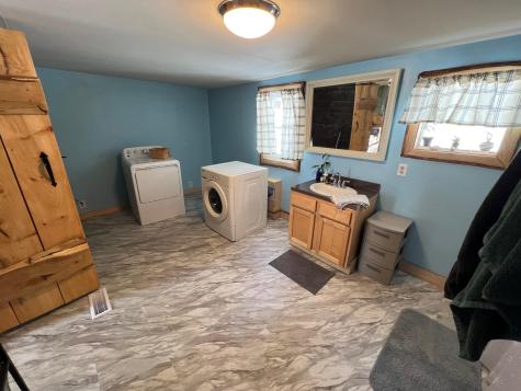 101 North Road Athens ME 04912