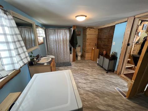 101 North Road Athens ME 04912