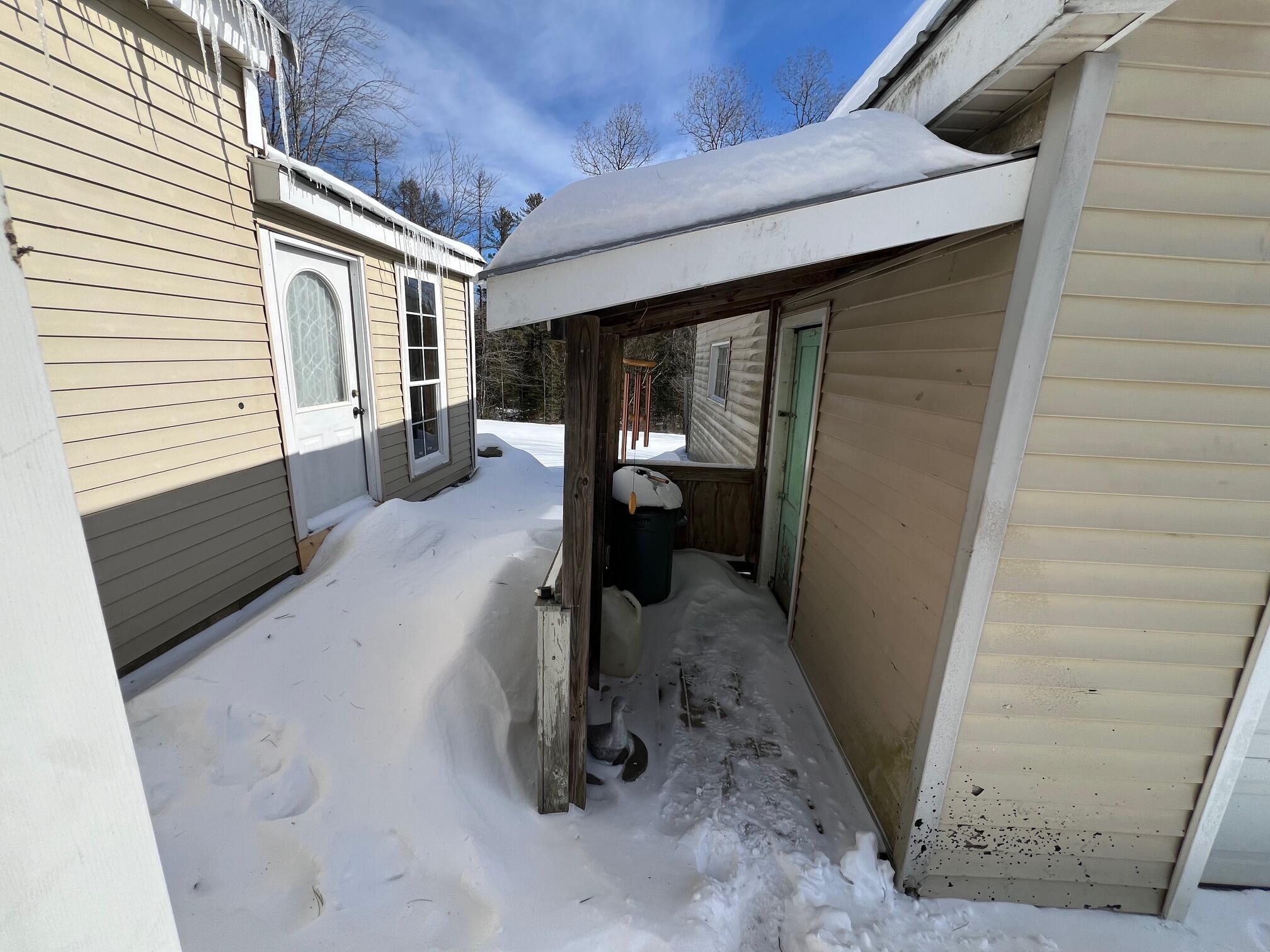 101 North Road Athens ME 04912