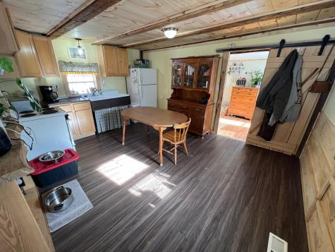 101 North Road Athens ME 04912