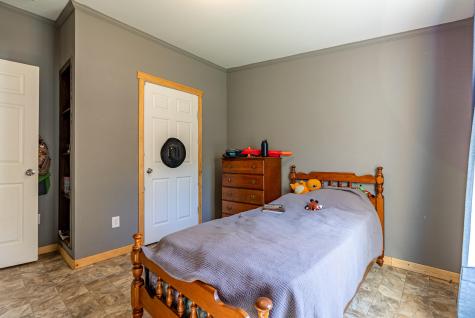 27 Ahonen Road Otisfield ME 04270