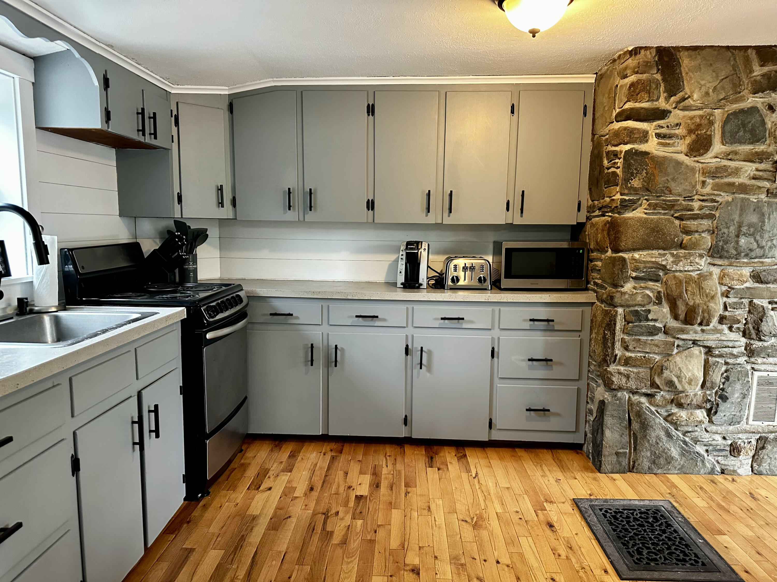 2 Piper Lane Abbot ME 04406