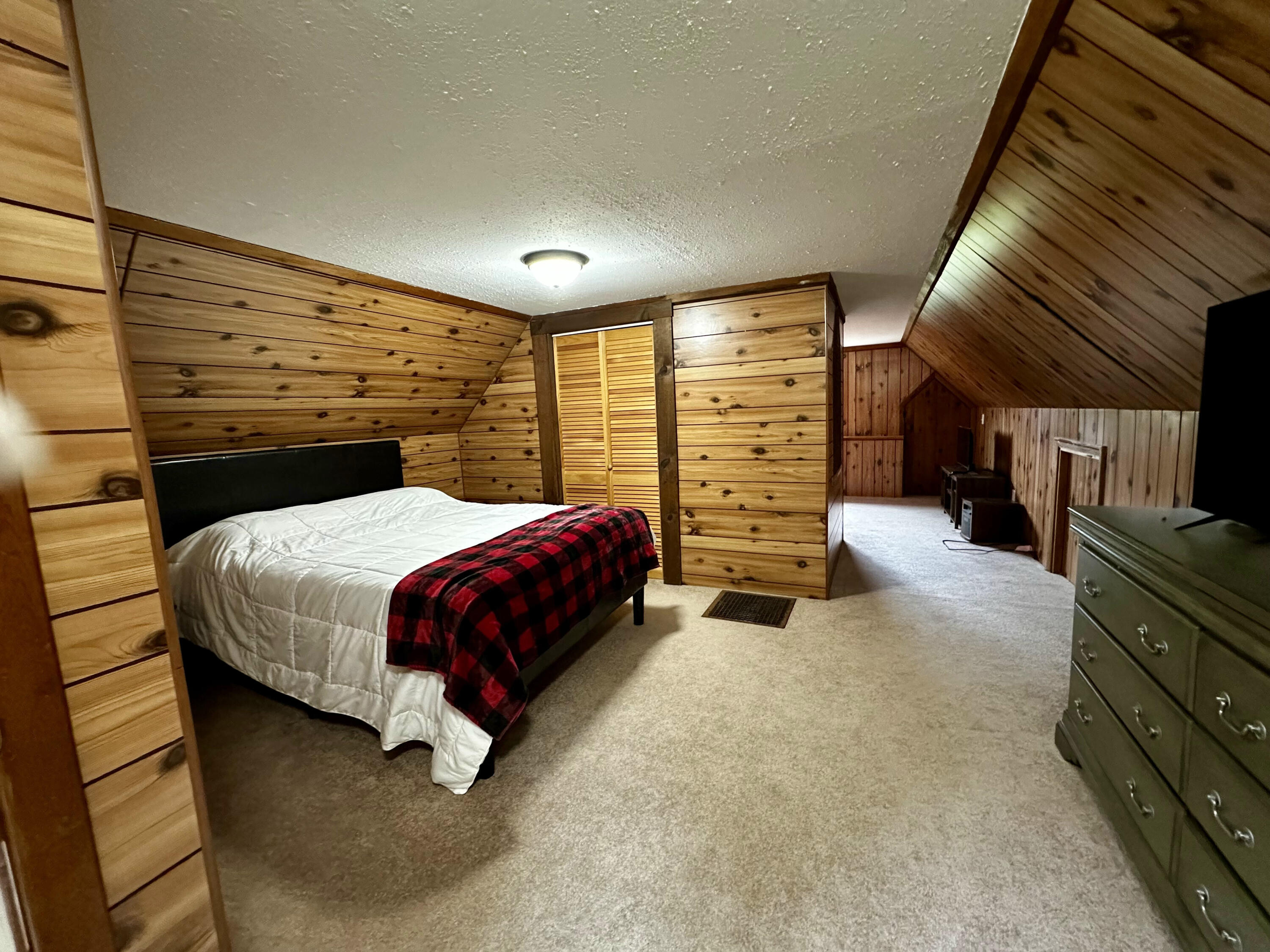 2 Piper Lane Abbot ME 04406