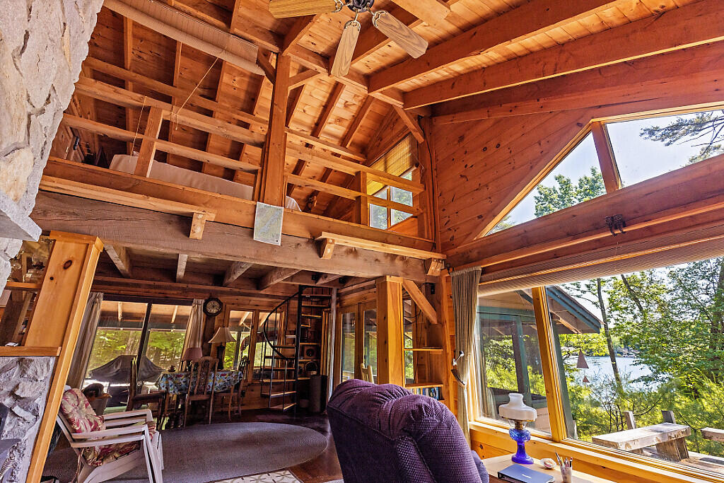 8 Horseshoe Island Winthrop ME 04364
