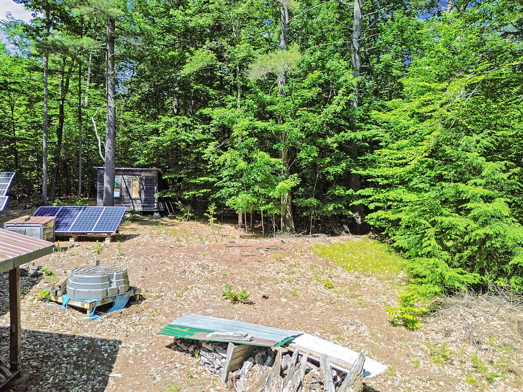 8 Horseshoe Island Winthrop ME 04364
