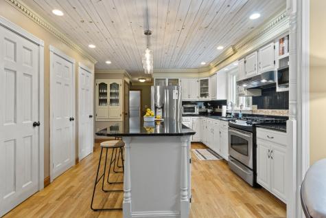 40 Mahlon Avenue Gorham ME 04038