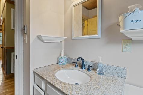 40 Mahlon Avenue Gorham ME 04038