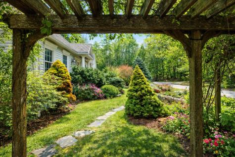 40 Mahlon Avenue Gorham ME 04038