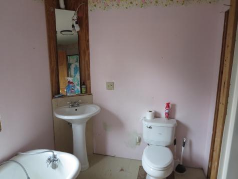 1756 Dexter Road Dover-foxcroft ME 04426