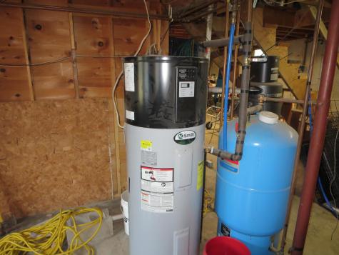 1756 Dexter Road Dover-foxcroft ME 04426