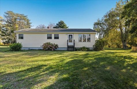 21 Knox Brothers Avenue Searsport ME 04974