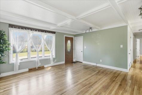 21 Knox Brothers Avenue Searsport ME 04974