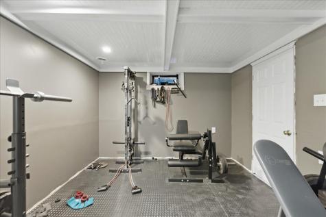 21 Knox Brothers Avenue Searsport ME 04974