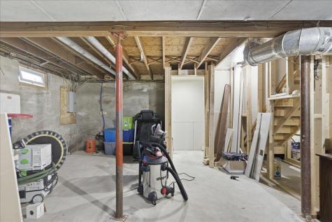 21 Knox Brothers Avenue Searsport ME 04974