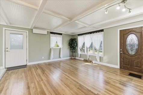 21 Knox Brothers Avenue Searsport ME 04974