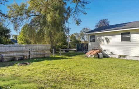 21 Knox Brothers Avenue Searsport ME 04974