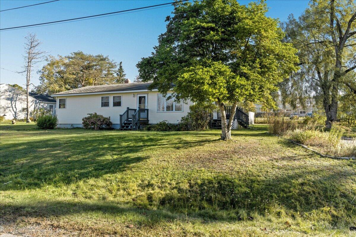 21 Knox Brothers Avenue Searsport ME 04974