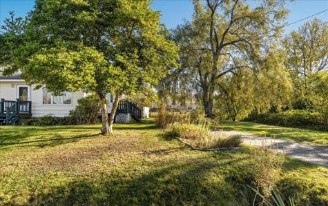 21 Knox Brothers Avenue Searsport ME 04974