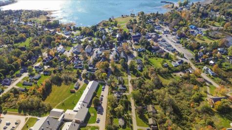 21 Knox Brothers Avenue Searsport ME 04974