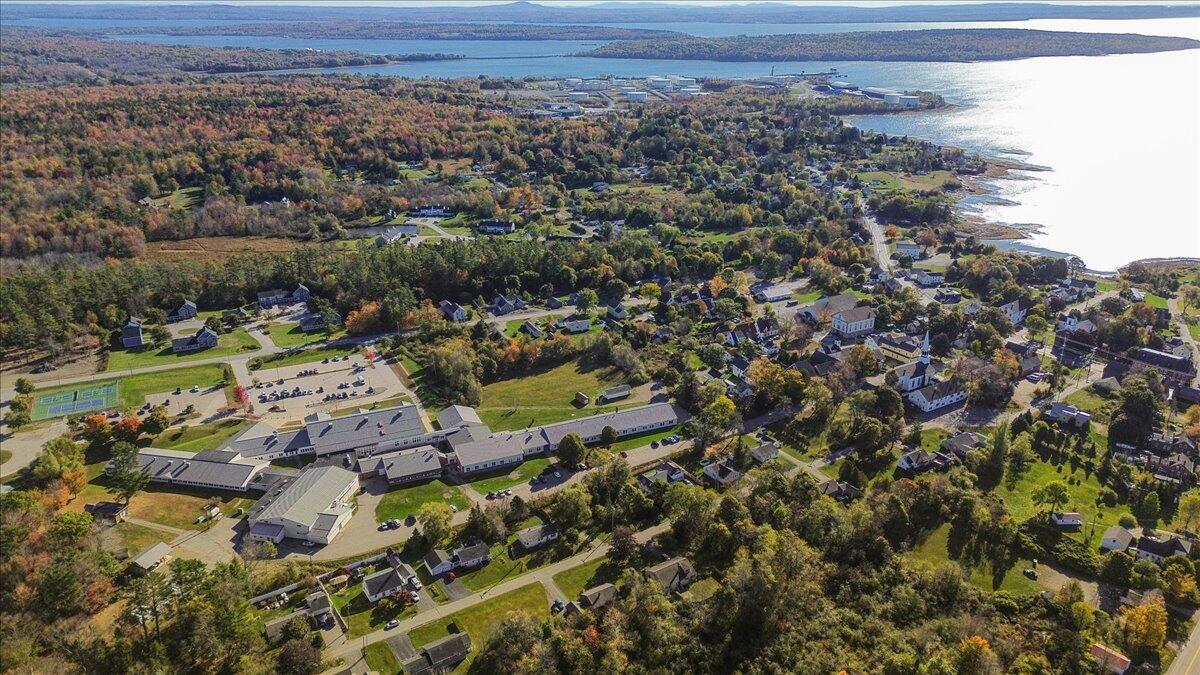 21 Knox Brothers Avenue Searsport ME 04974