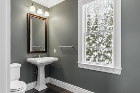 29 Mary Lane Cumberland ME 04110