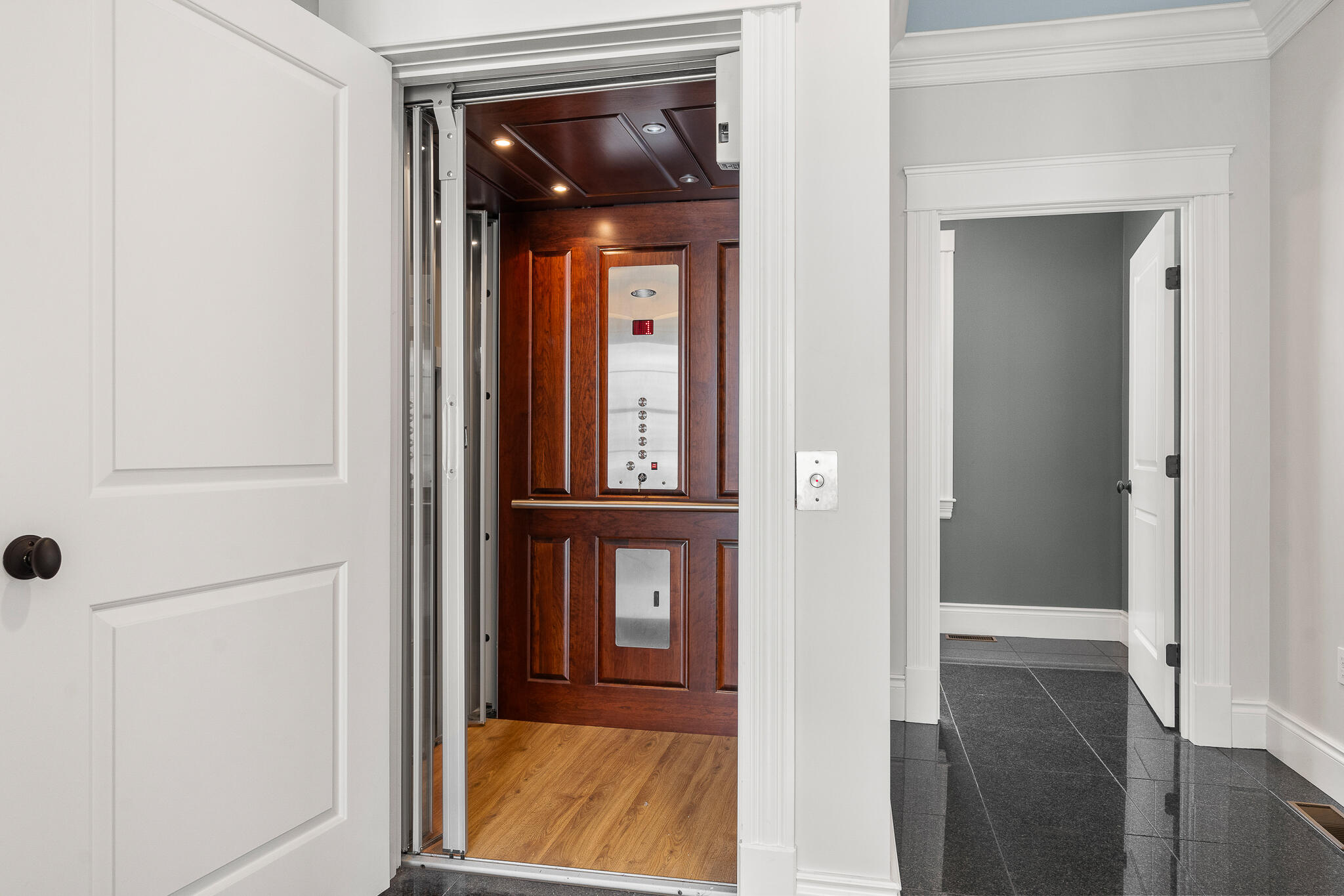 29 Mary Lane Cumberland ME 04110