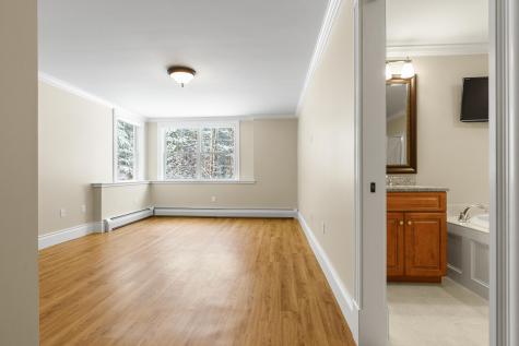 29 Mary Lane Cumberland ME 04110