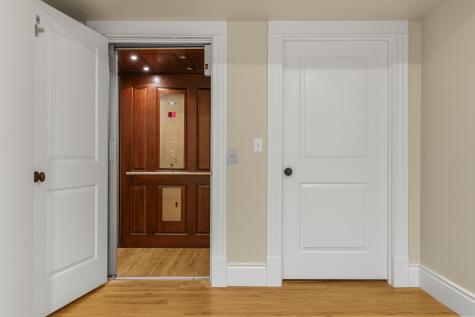 29 Mary Lane Cumberland ME 04110