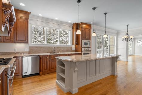 29 Mary Lane Cumberland ME 04110