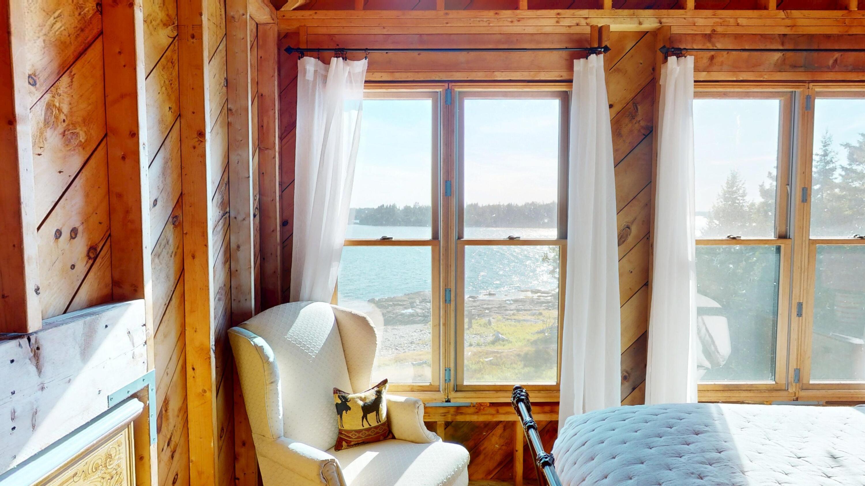 25 Hotel Cove Road Harrington ME 04643