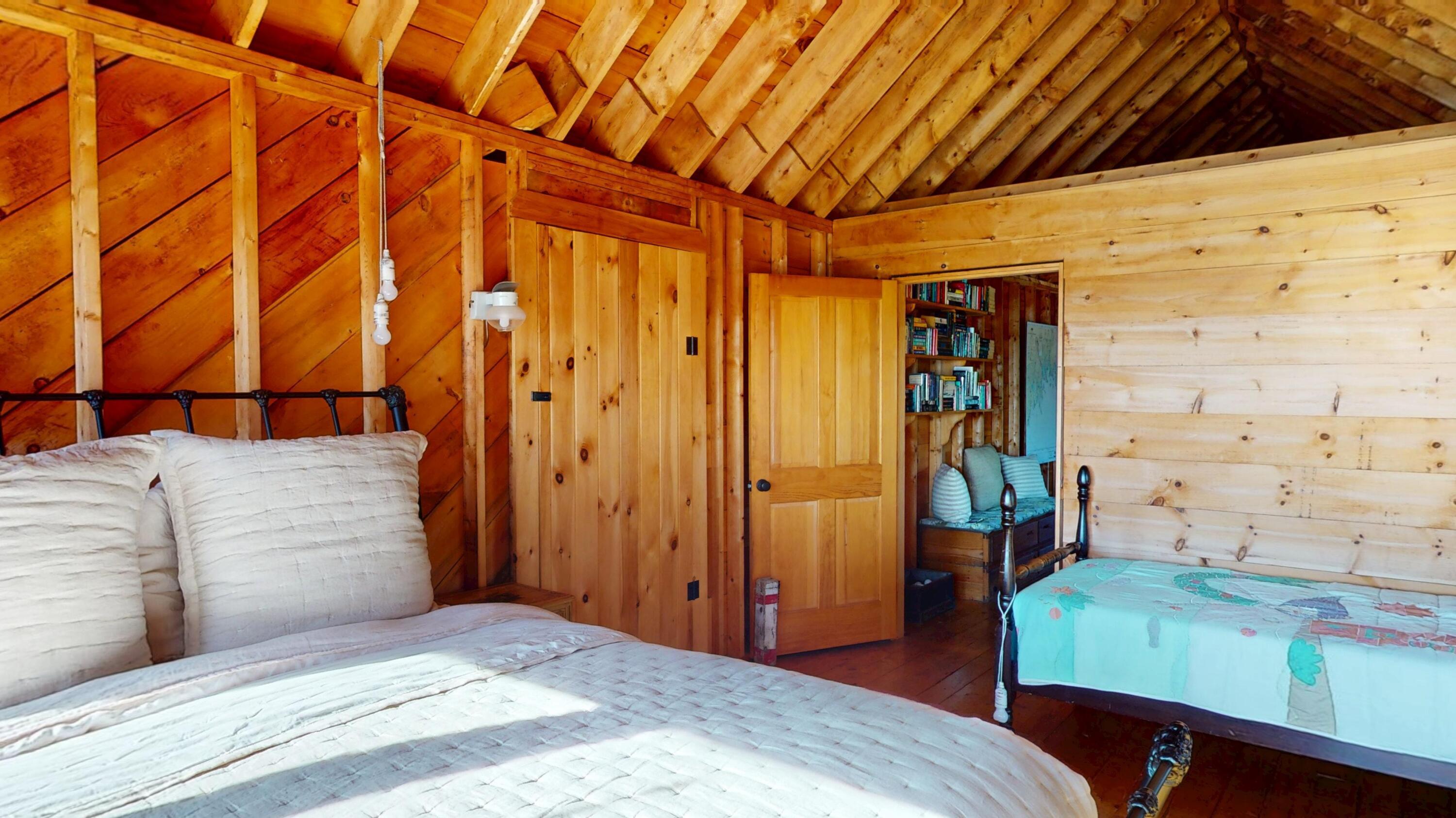 25 Hotel Cove Road Harrington ME 04643