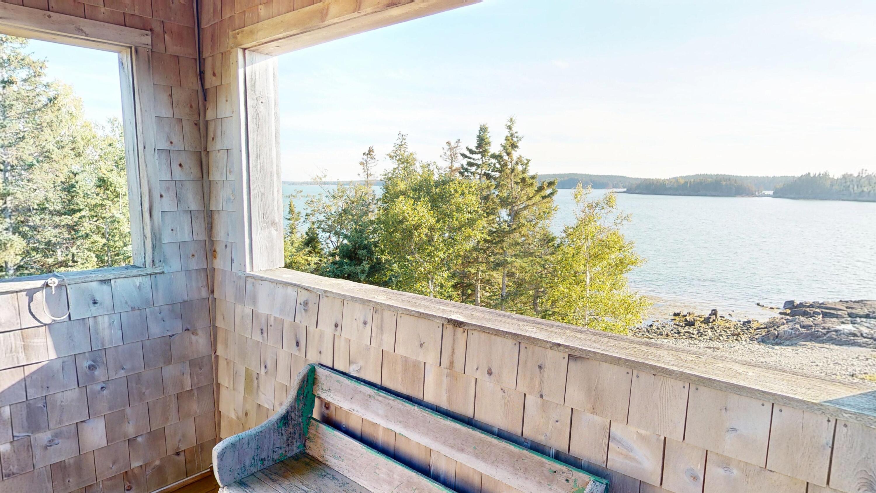 25 Hotel Cove Road Harrington ME 04643