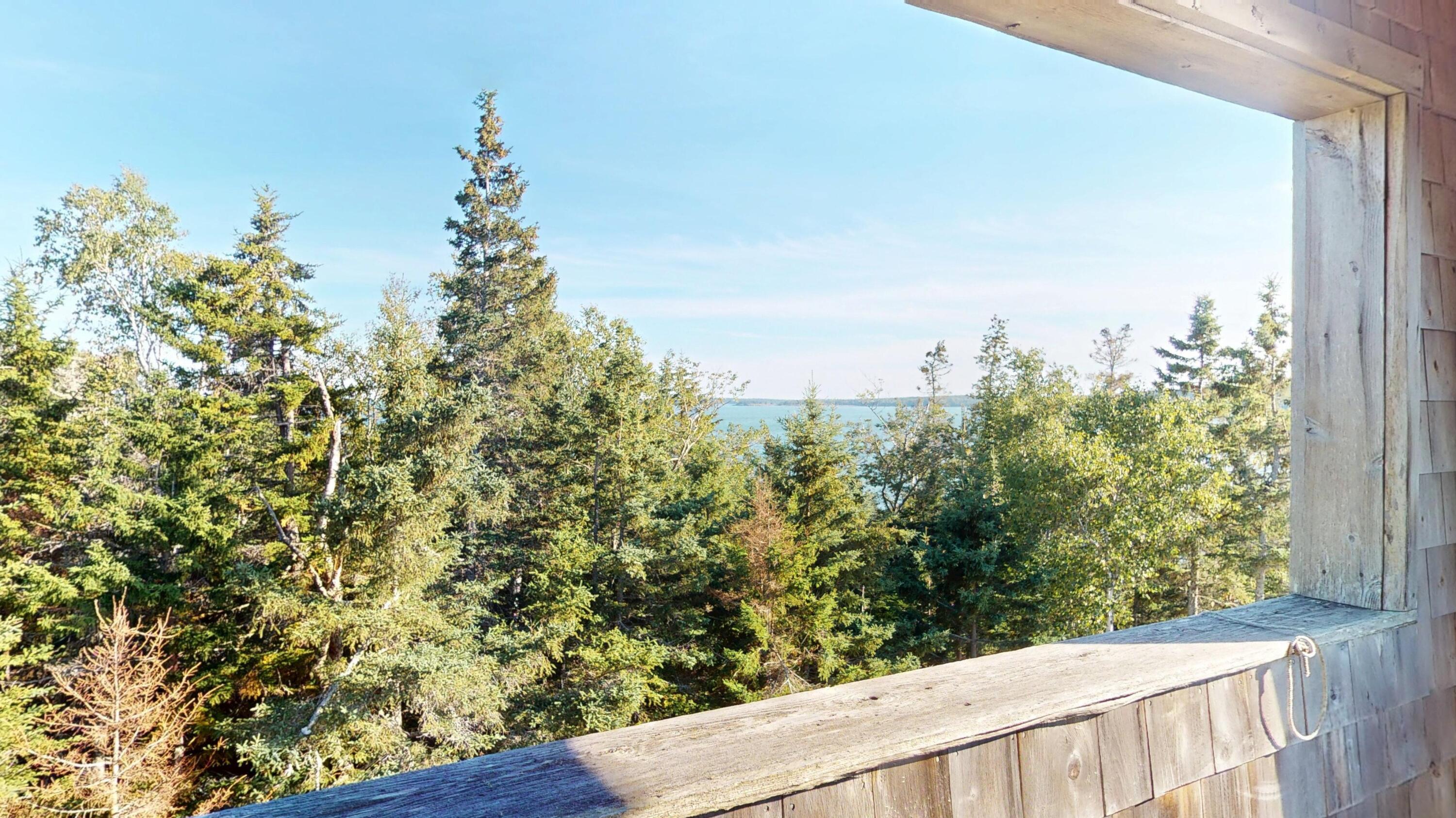 25 Hotel Cove Road Harrington ME 04643
