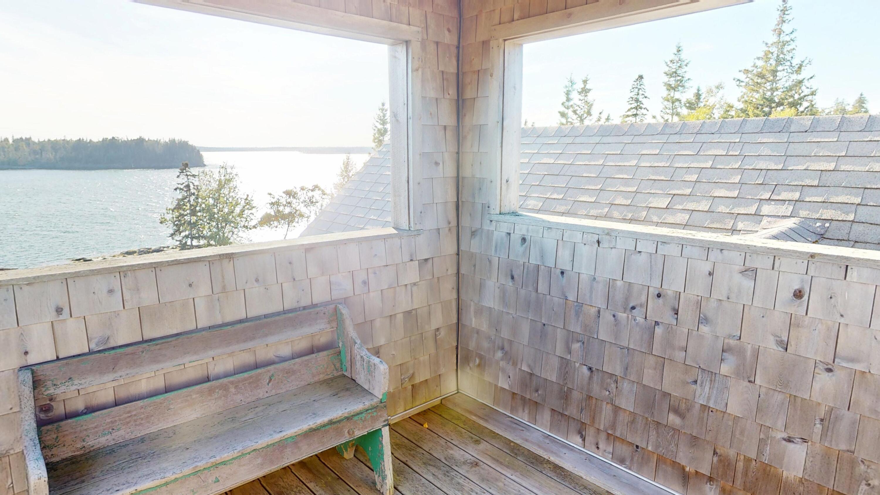 25 Hotel Cove Road Harrington ME 04643