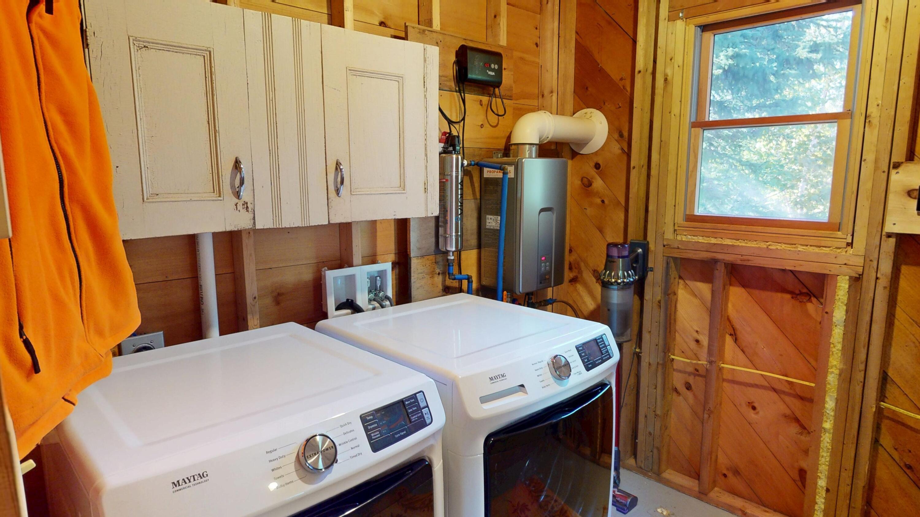 25 Hotel Cove Road Harrington ME 04643