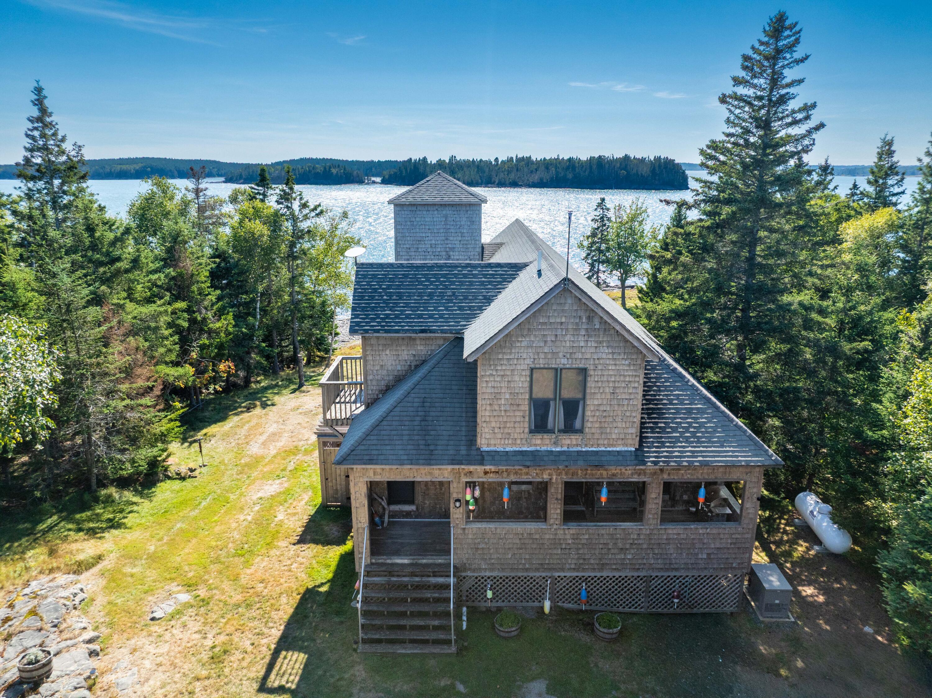 25 Hotel Cove Road Harrington ME 04643