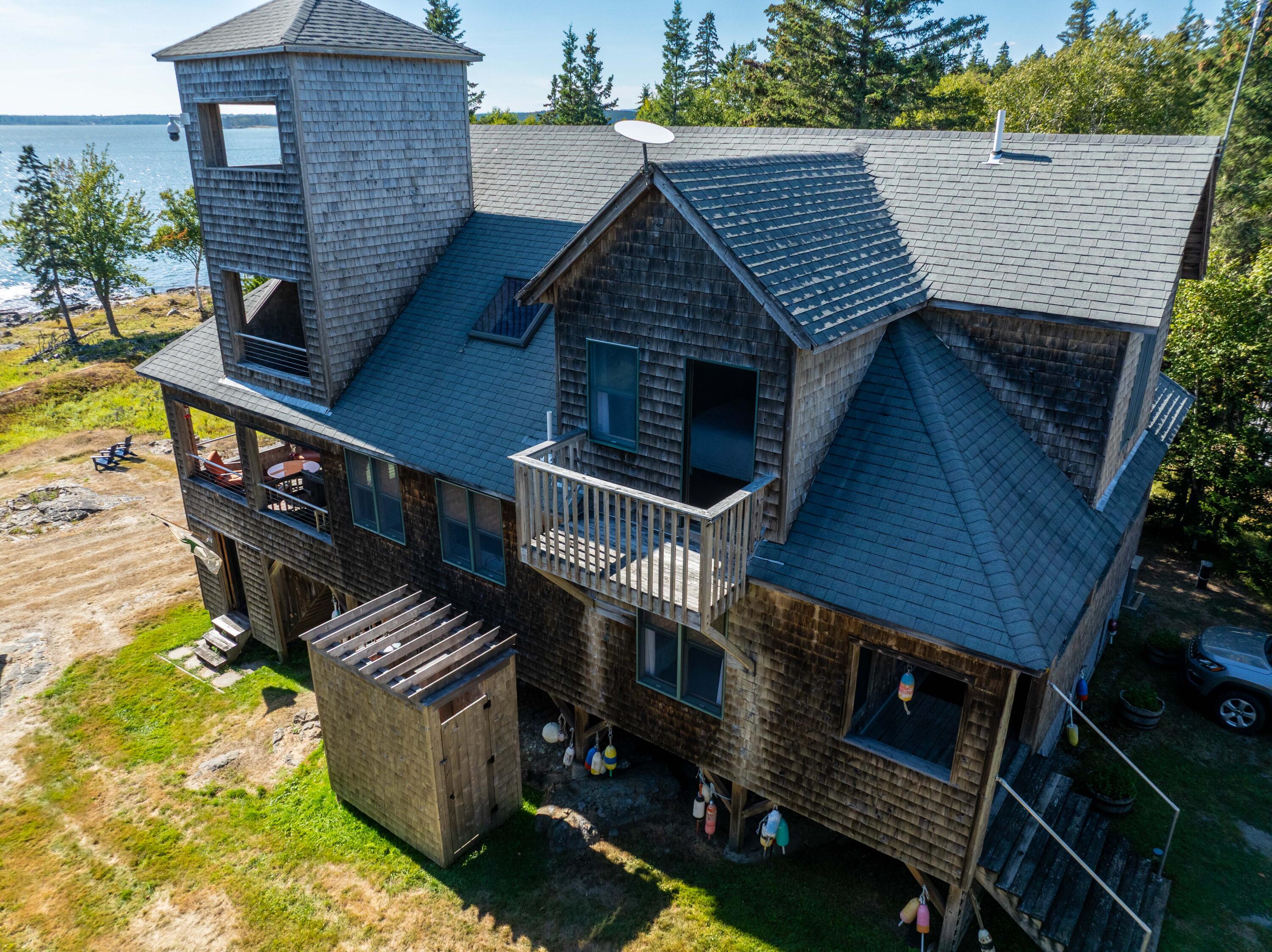 25 Hotel Cove Road Harrington ME 04643