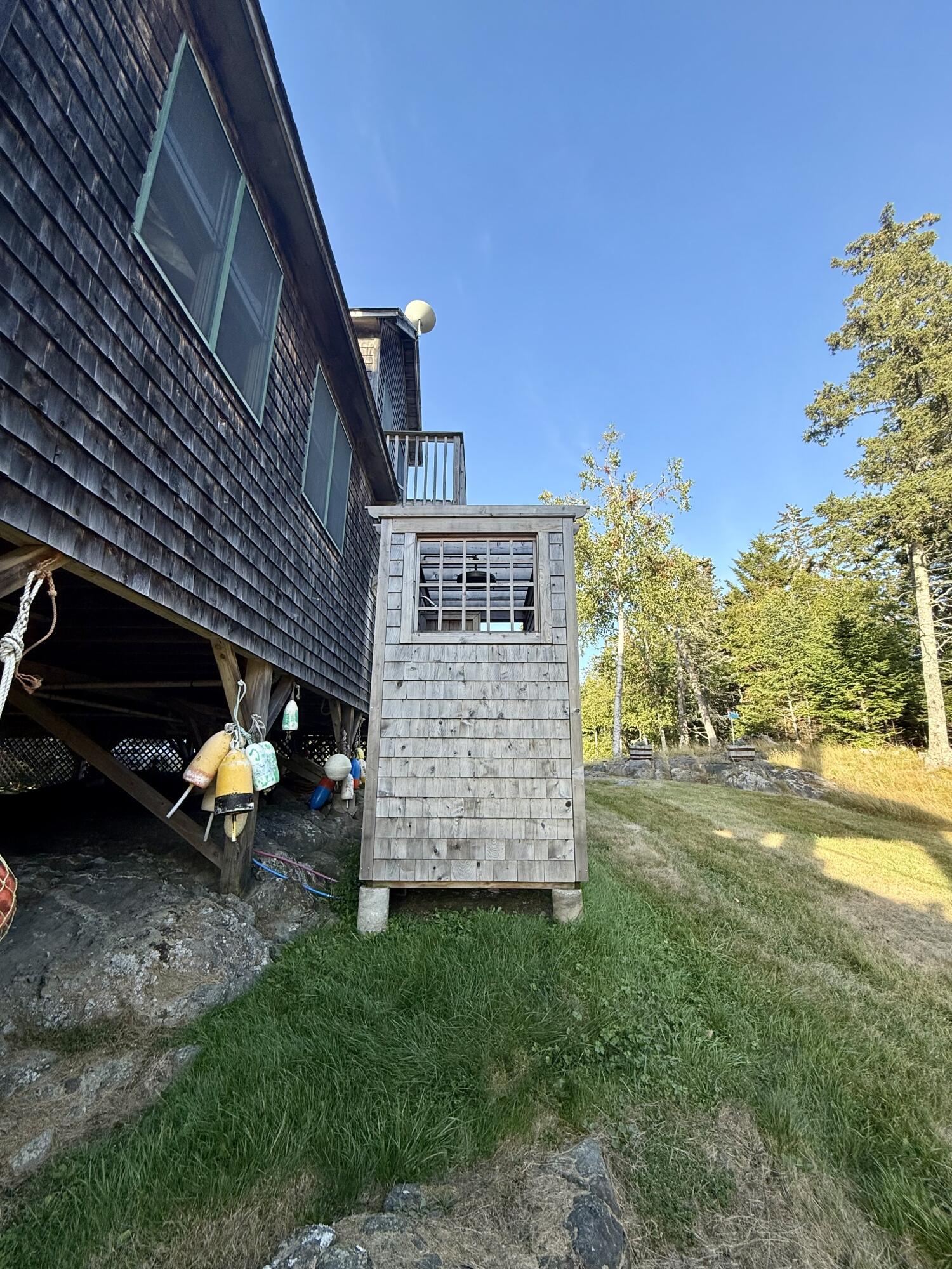 25 Hotel Cove Road Harrington ME 04643