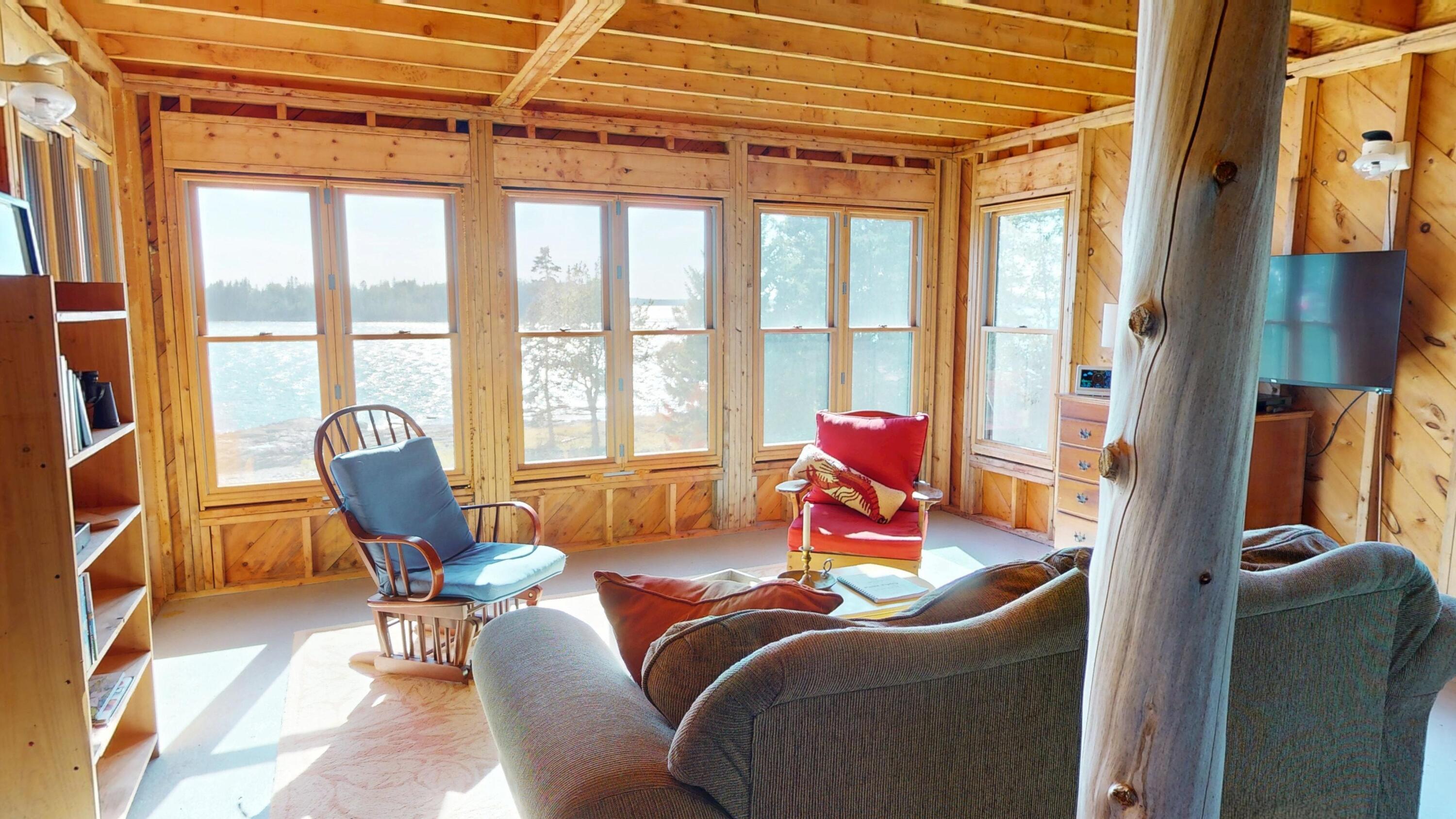 25 Hotel Cove Road Harrington ME 04643